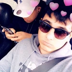 Meet your Posher, Pablo